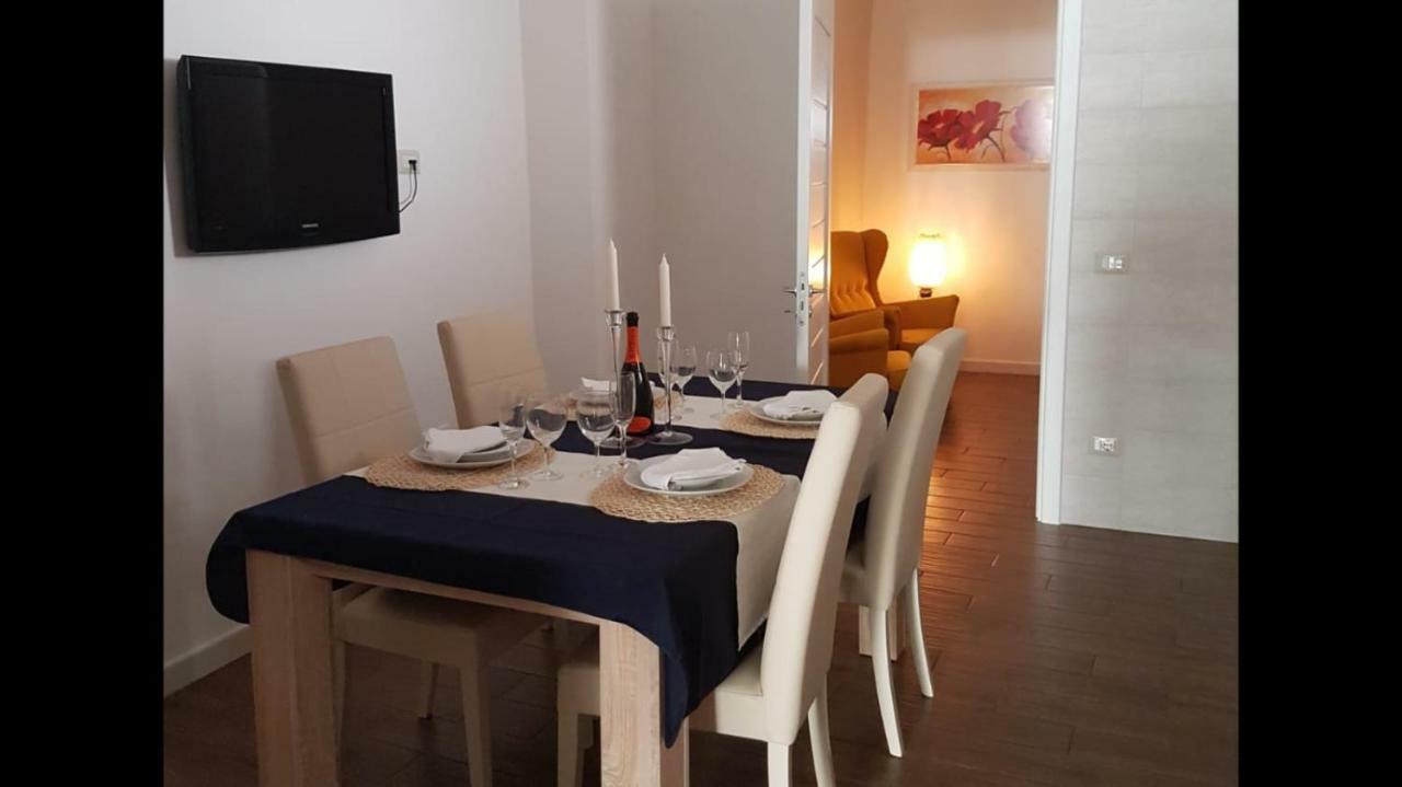 House Don Tonino Apartment Lecce Exterior foto