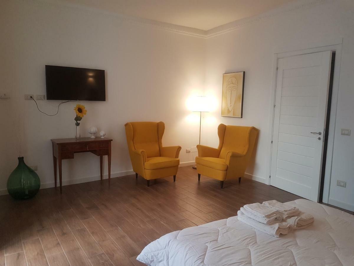 House Don Tonino Apartment Lecce Exterior foto